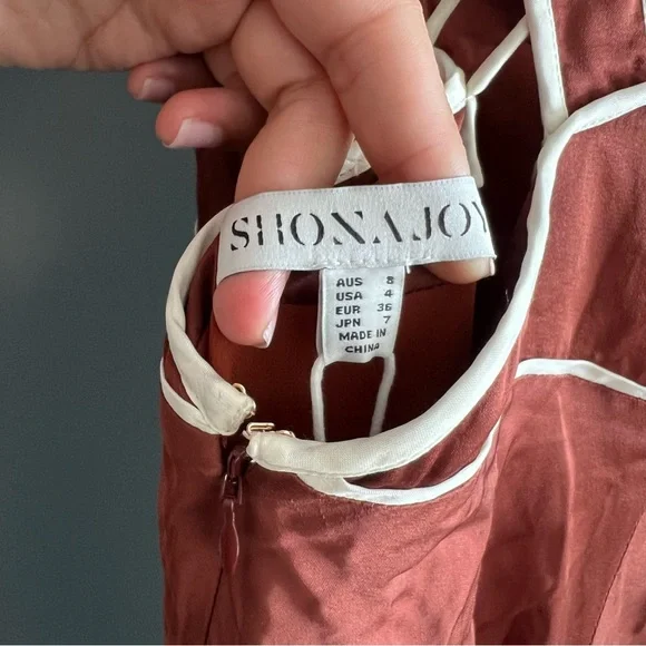 Shona Joy Belkis Contrast Plunged Cross Back Maxi Dress Size 4 NEW! With tags! - Picture 11 of 16